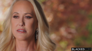 [2023.11.18] Brandi Love - Experienced MILF Cant Resist Cheating with 4 Bbcs [2160p].mp4