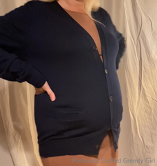 1287937319_i-have-been-trying-hard-to-hide-my-now-huge-belly-from-every_0.mp4