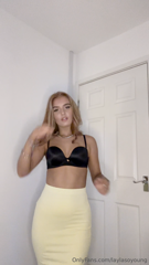 1647065123_try-some-stuff-on-with-me_0.mp4