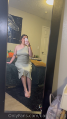 691672691_obsessed-with-how-this-hugs-my-body_3.mp4