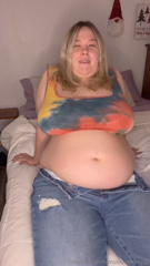 849604592_i-might-pop-these-jeans-soon_5.mp4