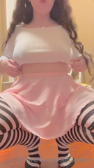 301715097_chubby-tease_0.m4v