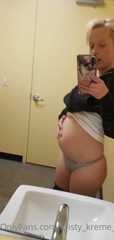 269259648_i-need-new-clothes-literally-nothing-fits-this-fat-piggy-gu_10.m4v
