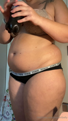 788423834_big-burrito-lunch-stuffing_3.m4v