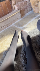 1017371379_look-closely-what-can-you-see-through-my-sheer-tights_0.mp4