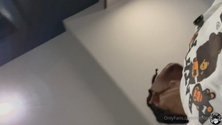 lotus get drilled otw to the room.mp4