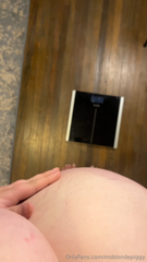 1688621195_late-night-wednesday-weigh-in-im-feeling-so-fat_0.mp4