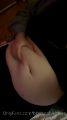 589425884_just-getting-progressively-hornier-as-the-night-goes-on-lol_2.m4v
