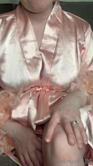 604236234_mommy-joi-is-mommys-body-turning-you-on-your-cock-is-b_0.m4v
