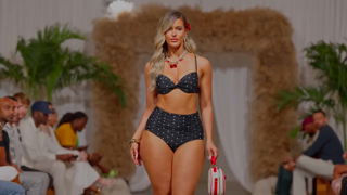 Walking in Miami Swim Week 2025 MARISSA DUBOIS RUNWAY WALK 4K.mp4