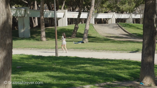 Sky Goes for a Run [de5db2e5].mp4