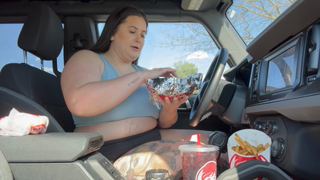 983038046_car-stuffing-fast-food-gorge-come-along-with-me-for_0.mp4