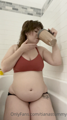 251978080_wg-shake-almost-thicker-than-me-gotdamn_0.m4v