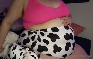 251249445_as-your-fat-bimbo-tries-to-continue-to-pose-and-show-off-her_0.m4v