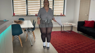 Compressed_SweetheartMiaBBW_Student-needs-a-bigger-grade.mp4